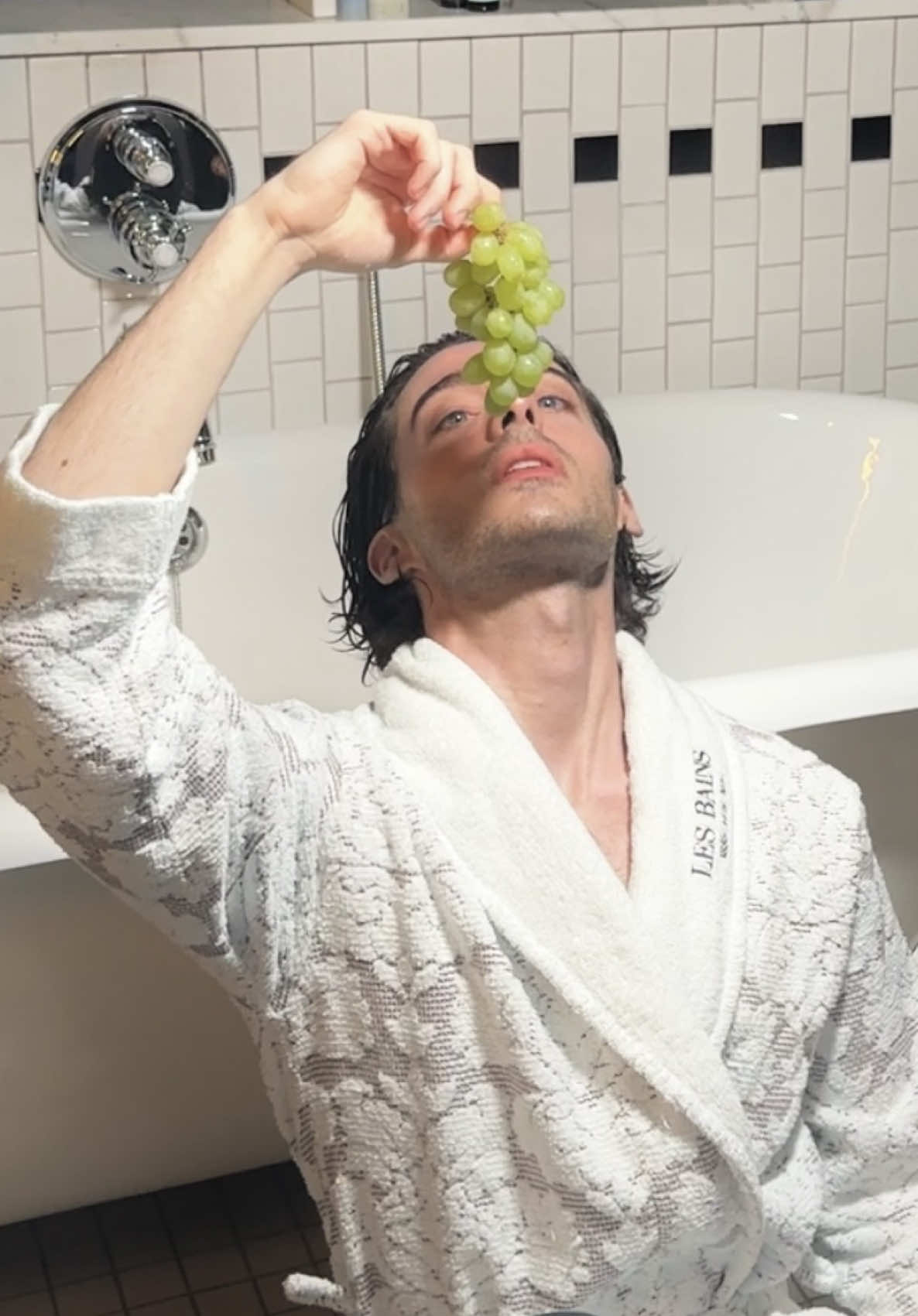 The BTS vs the final product of my beauty shoot at @Les Bains Paris, I loved the process of bringing this test shoot together and am inspired to create more! 