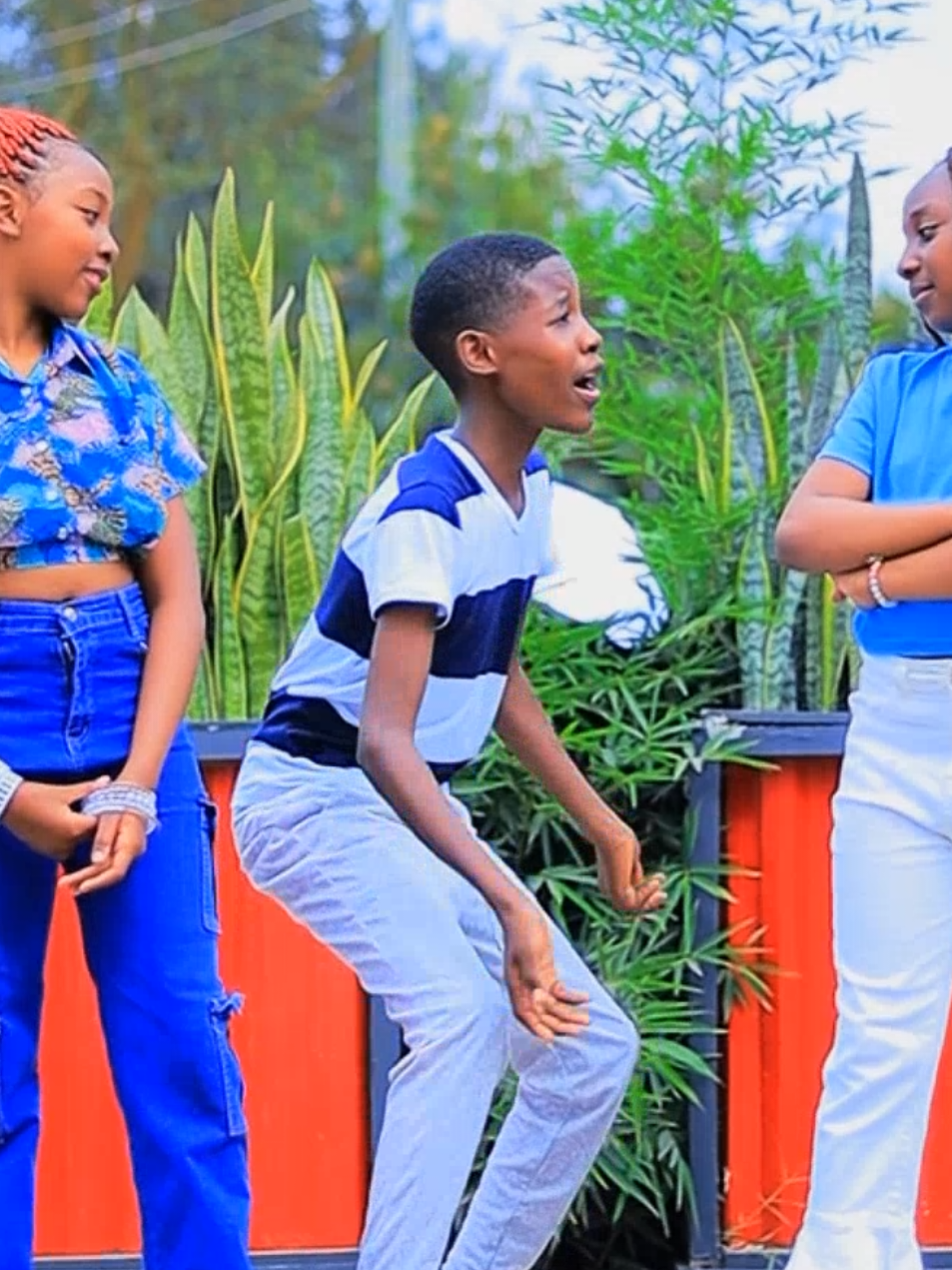 TAG THEM ON THE COMMENT SECTION 😀😀🔥🔥💯 . . .DC @Twinstars Africana🇰🇪  . . @jennie_favour27  @elite.gal7  . . #dance  #allangeorge044  #edwardo044  #God  #trending 