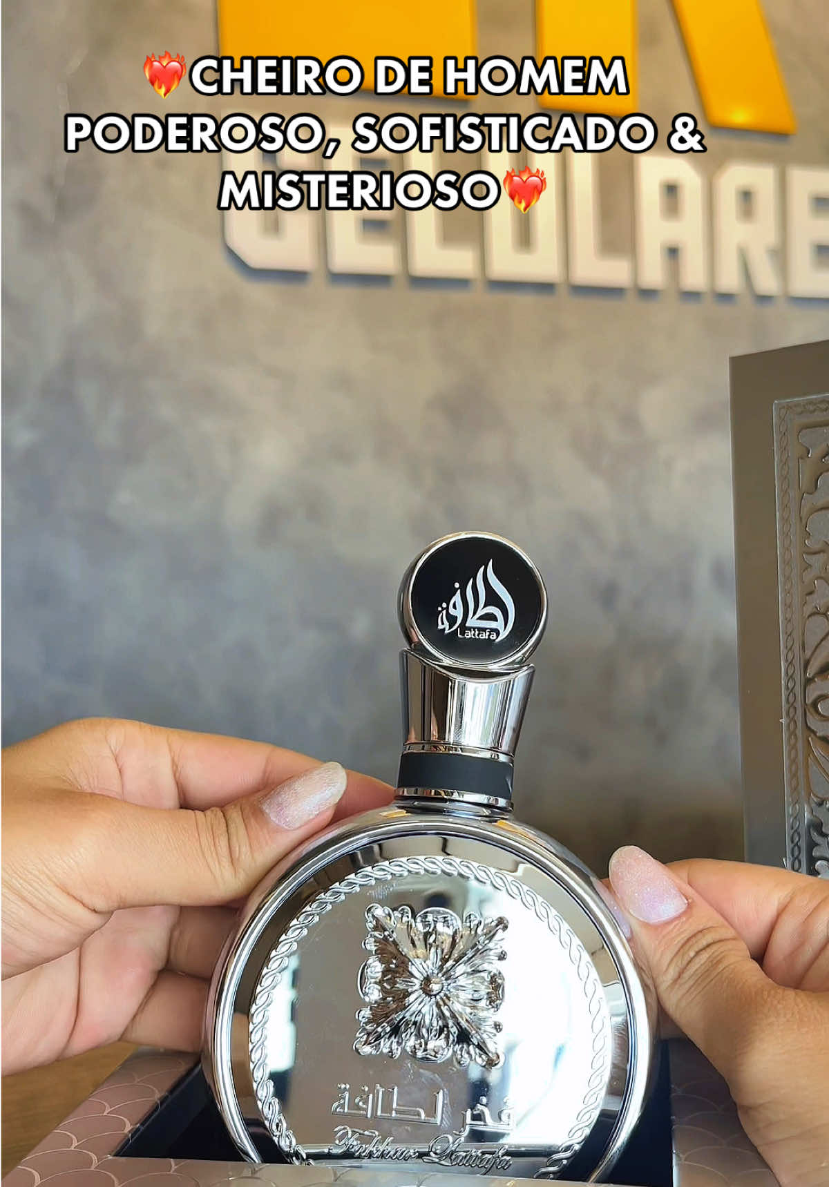 Lattafa Fakhar Platinum lançamento 2025 🚀 Se prepare para ser notado, com certeza você será muito elogiado! ❤️‍🔥 Notas de : BERGAMOTA, PIMENTA ROSA, LAVANDA, NOTAS AMADEIRADAS CHIQUES E LUXUOSAS.  🫣Exala poder & mistérios um perfume intenso que você não passa despercebido🫣 Valor: R$420,00 em até 12x sem juros… #homem #perfumetiktok #perfumearabe #fyy #fy 