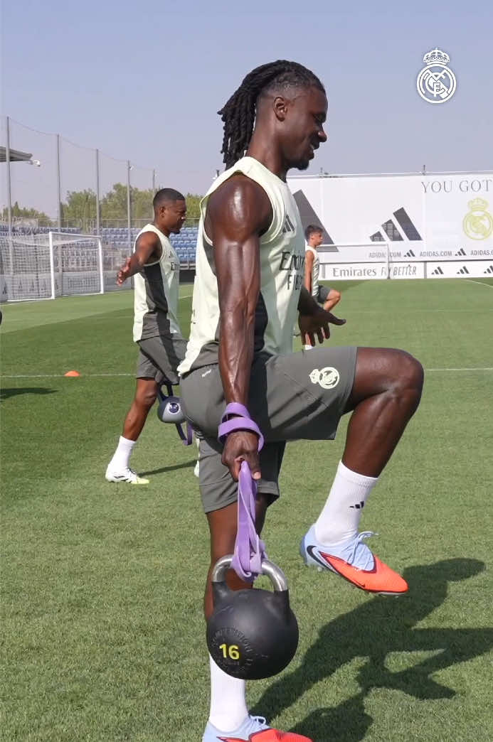 ⚽ Third training session of the week! #RMCity #RealMadrid 