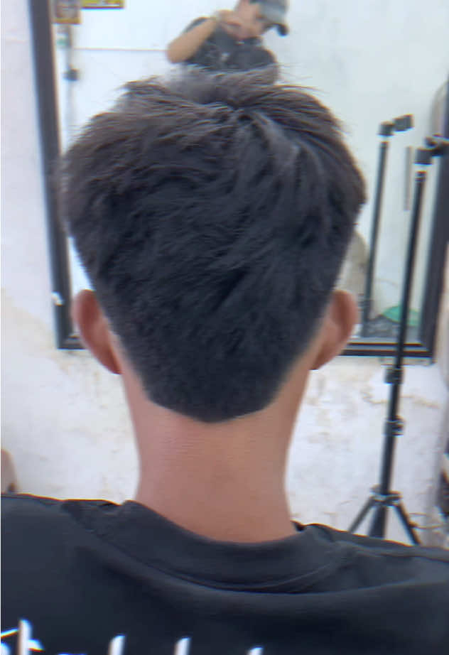 Burstfade maneh🥱#CapCut #mbdbarbarshop #barbershop #xyzbca #fypシ゚ #pangkasrambut #bondowosokeren #burstfade 