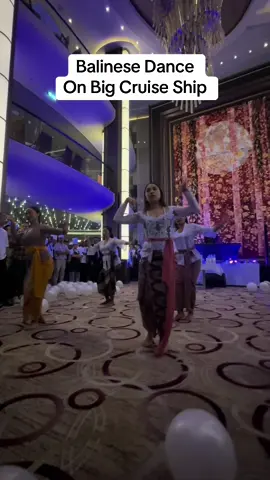 Bali Dance On Biggest Cruise #dance #bali #balinese #balinesedance #art #culture #performance #ship #crew #party #white #whiteparty 
