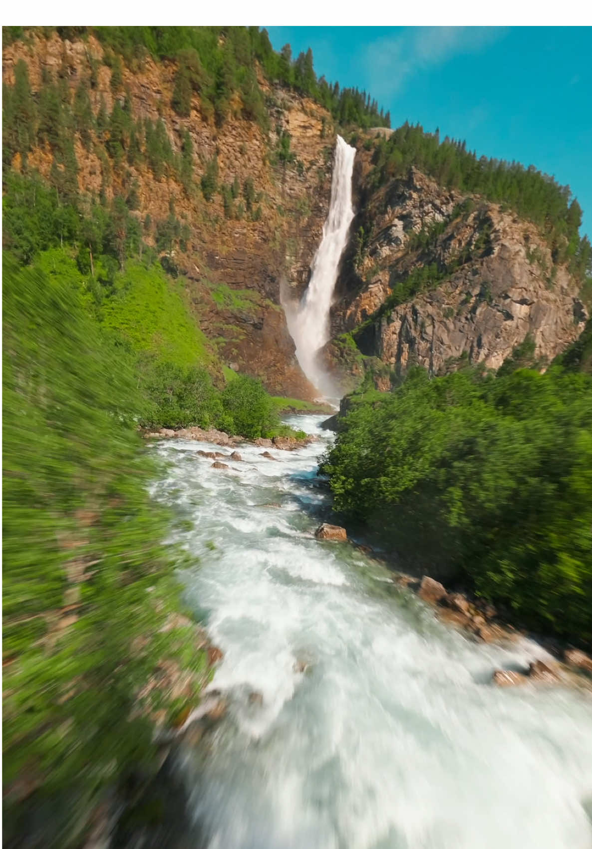 One of Norway’s most spectacular waterfalls😮‍💨