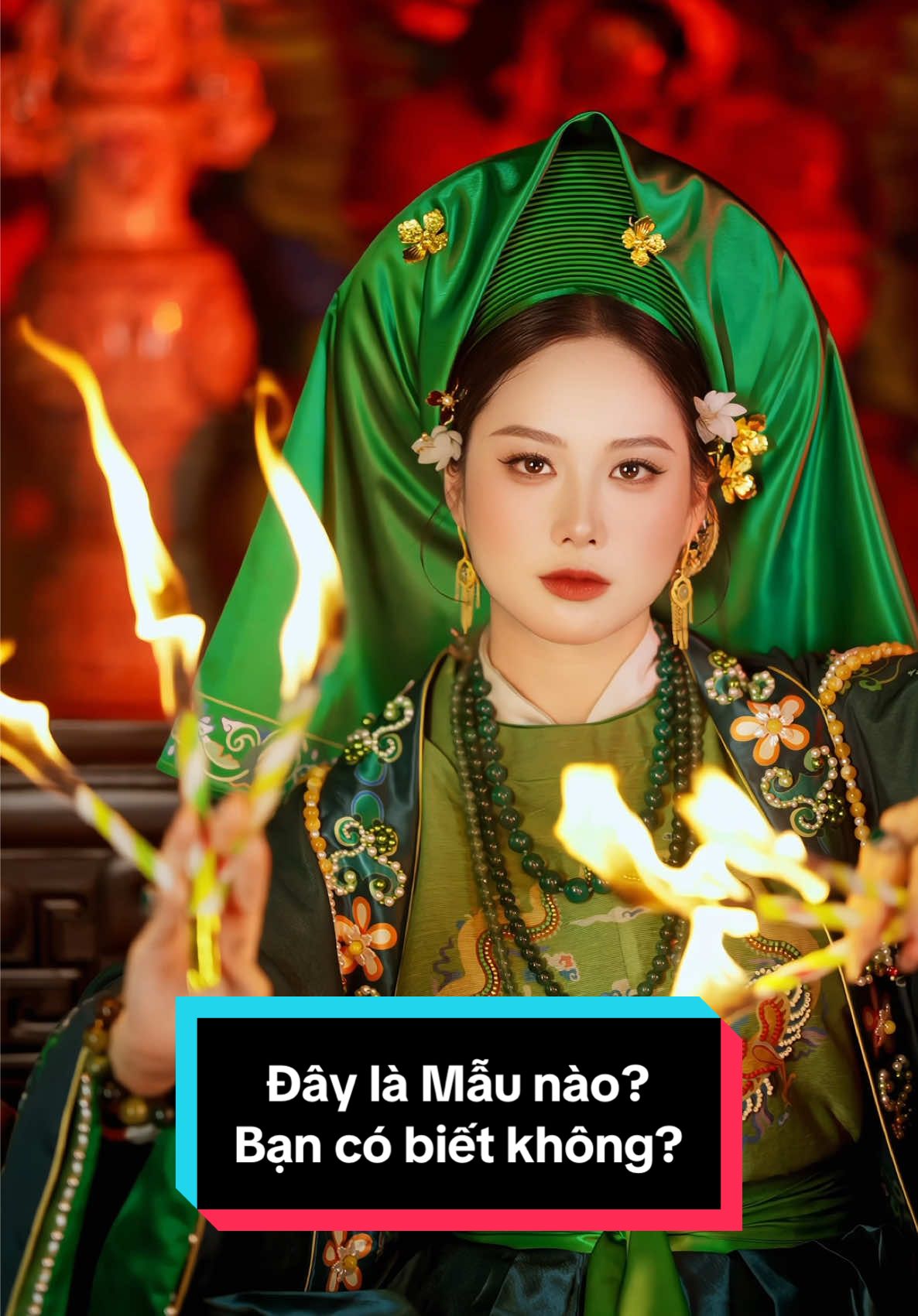 Hầu đồng 1 văn hoá tuyệt vời  , các bạn có đoán ra trang phục này là của mẫu nào không ? Đợi bản đầy đủ của video này nhé #vanhoavietnam #mrkidzteam #haudong #haudongvietnam #daomauvietnam 