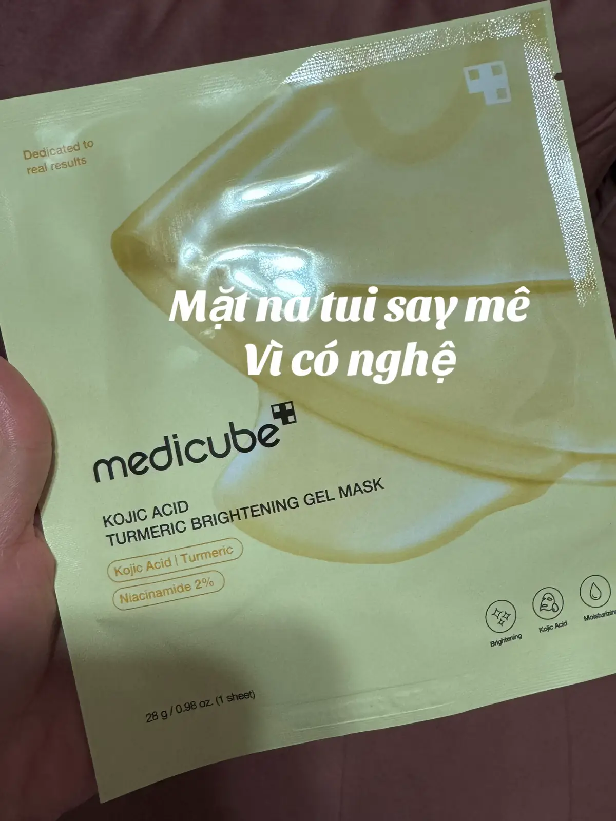 The best gel mask turmeric @medicube global #beauty #skin #kbeautyskincare #ontario #canada_life🇨🇦 