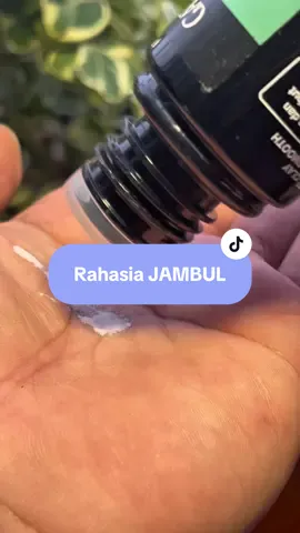 jangan tanya kenapa jambul aku bisa berdiri tegak dan kokoh, ini solusinya‼️ aku pake Gatsby Powder Clay Unbreakable Smooth #GatsbyPowderClay #RambutPede #Simple #TahanLama 