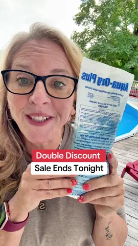 AQUA ORG PLUS POOL SHOCK Women and men over 35+ #poolshock #poolchlorine #poolmaintenance #bluewater #poollife #pool #bluewater #shock#tiktokshopcreatorpicks #tiktokshopbackschool 