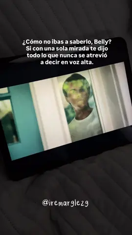 Arriba las esperanzas para las team (connie baby) sin duda este episodio lo amé y lloré demasiado de lo que pudo haber sido pero no pasó ;( pero todo a su tiempo ☀️🌊💐🍑 - - - - - - - #iremarglezg #elveranoenelquemeenamore #teamconrad #thesummeriturnedpretty #Summer #amazonprimeday #primevideo #mexico #fashion #teamjeremiah #bellyyconrad #romance #libros #librosderomance #series #conradfisher