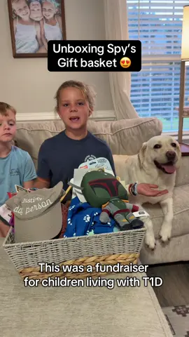 At Raelynn’s diabetes camp, they do gift basket raffles to raise money to help send kids there. Of course Raelynn put all her tickets in the doggy delight basket, then won it for Spy! #servicedog #medicalalertdog #diabeticalertdog #servicedogteam 