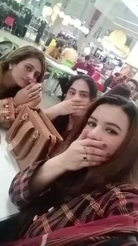 💋❣️✌️#friendstogether #viral #foryou 