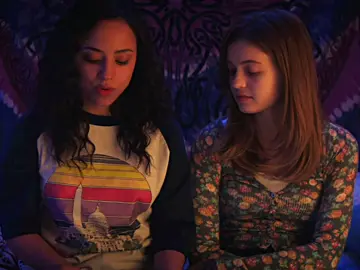 tão lindas  #fearstreet #ruadomedo #wlw #deenajohnson #samfraser #lgbt 