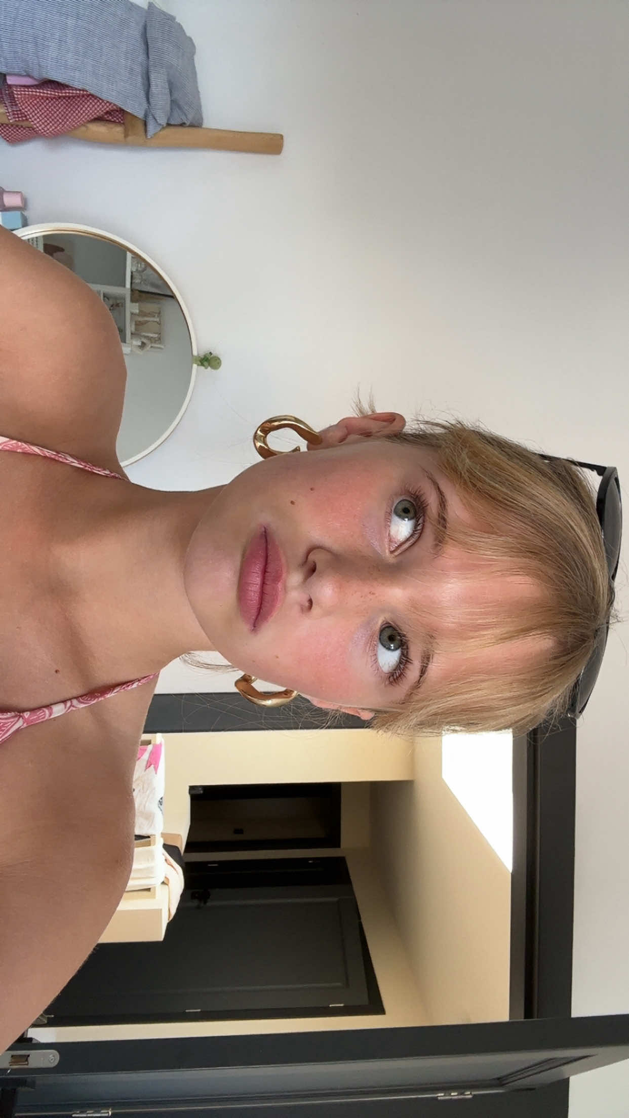 I wanna be the one you think about at night 🌙 • • • #fy#bikini#zomer#night#clairo#fyp#foryou#foryoupage#viral#strand#zonnebril#cutesu 