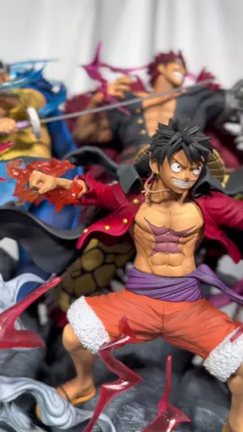 so. many. pieces. File by KibaStudio3d. Printed on my @formlabs Form 4L and Form 4  #miniatures #onepiece #anime #statue #3dprinting 