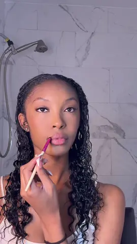 Clean girl makeup aesthetic 💋🫧 #grwm #makeup #foryoupage #makeuptutorial #cleangirl #cleangirlaesthetic 