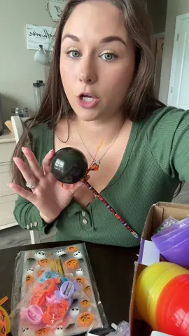 #tiktokshopbacktoschool #halloween #momlife #halloweenparty #spookyseason 