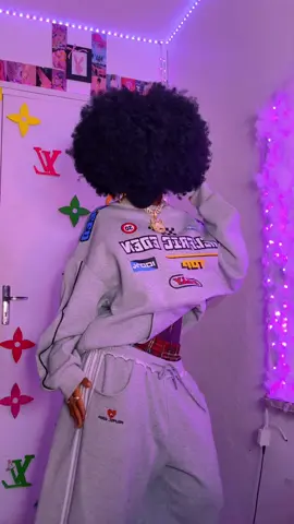 Dc : @Niyahgotcurls 𓋹 ૐ ✨ #fyp #teendingdance #foryou 