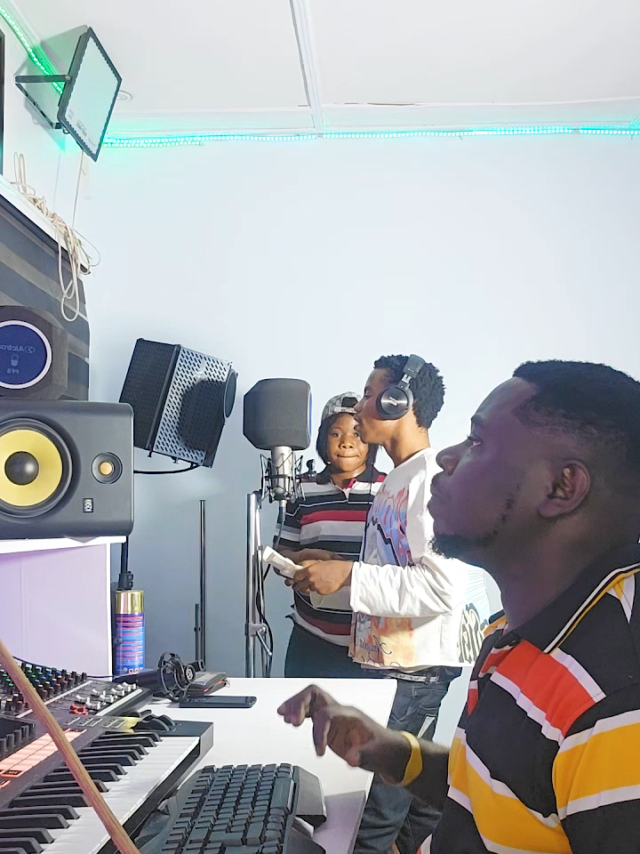 kss pt2#newsounds #tiktok_india #hilifemusicghana🇬🇭 #adofojnr #ghanamusic