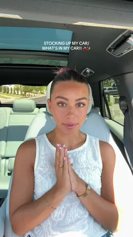 WHAT’S IN MY CAR VID!! I love this car!! Everything is in my storefront under “car favorites!” 🚗✨🩷