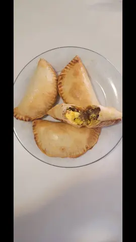 #mamitnarecetas #latinosenmontreal #empanadachilena#alfajores#llamanos☎️ 