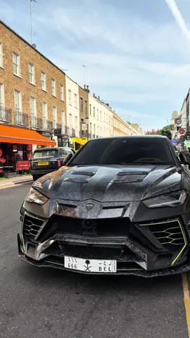 𝐌𝐚𝐧𝐬𝐨𝐫𝐲 𝐔𝐫𝐮𝐬 𝐢𝐧 𝐋𝐨𝐧𝐝𝐨𝐧  #london #carspotting #urus #mansory #fyp 