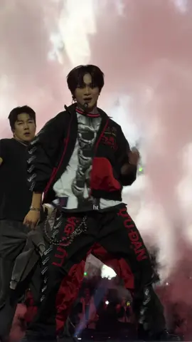 whatever that one doyoung tweet said #kpop #kpopfyp #fyp #nct #nct127 #nctdream #haechan #leehaechan #해찬 #kconla #kconla2025 #kcon 