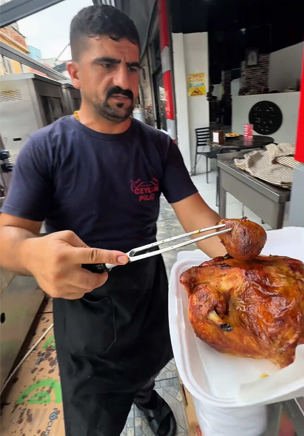 Tavuk profesörü #reklamm #food #chicken 