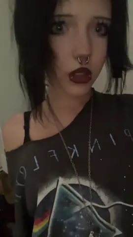 I can finally put on lashes 💪 #wlw #2010 #alternative #alt #piercings #10g