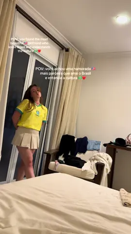 POV: Tô vivendo o sonho de todo brasileiro — minha namorada 🇺🇸entende o Brasil 🇧🇷 Da coxinha ao funk, dos almoços de família ao português, ela tá dentro 💛💚 POV: I’m living every Brazilian’s dream — my American girlfriend not only loves me, but she gets Brazil 🇧🇷 From coxinha to funk, from family lunches to learning the language, she’s all in 💛💚 ⸻ 📌 Hashtags: #NamoradaAmericana #LoveBrazil #BrazilianCulture #GringoAmaBrasil #CasalMisto #BrazilianVibes #VidaComGringa #CulturaBrasileira #OrgulhoDeSerBrasileiro #TikTokBrasil #FunkBrasil 