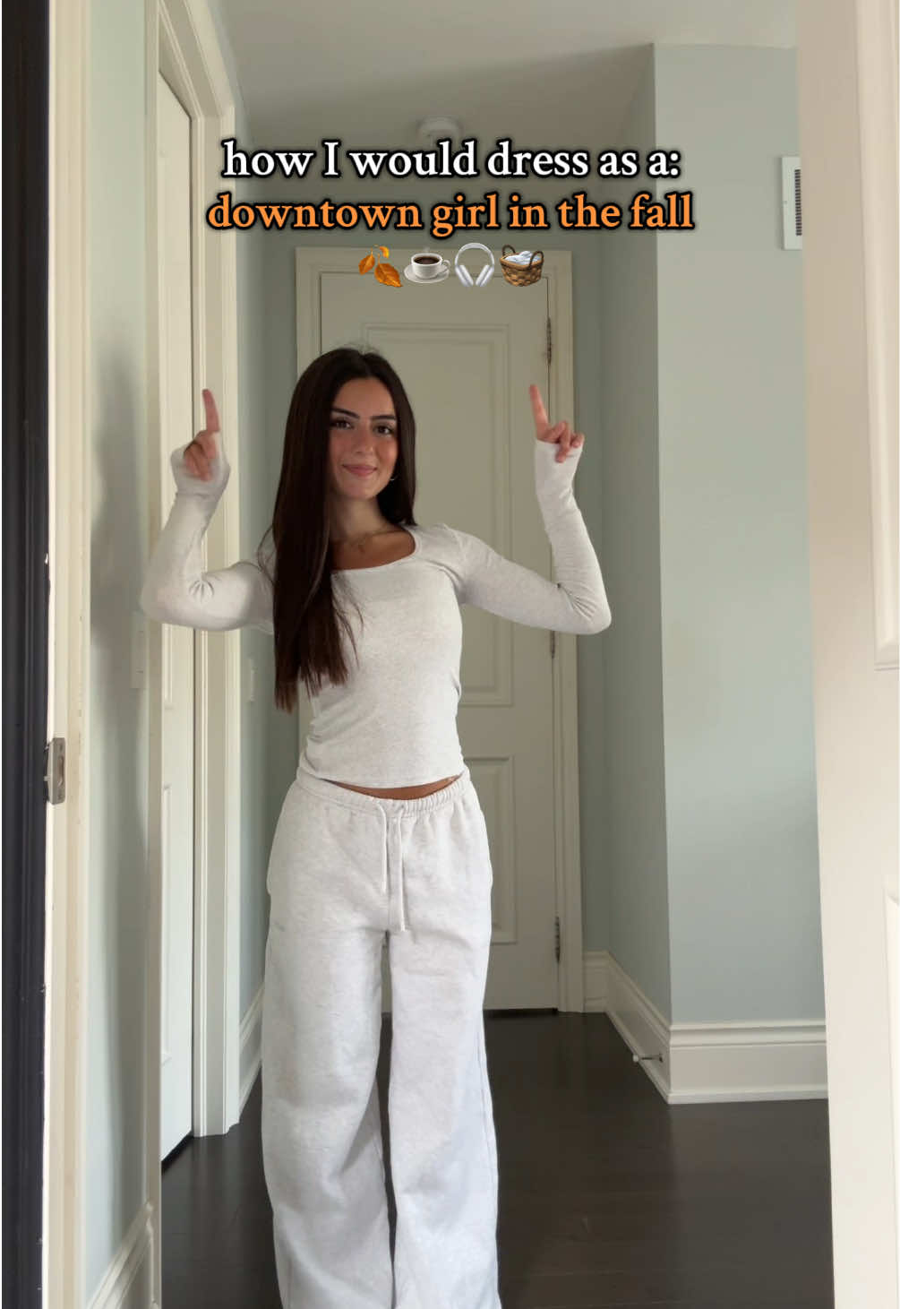 Take me back to fall 2022 🍂🧸#downtowngirl #downtowngirlaesthetic #outfitinspo #falloutfitinspo #sweaterweather #sweateroutfits #sweateroutfit #aritzia #brandymelville #falloutfit #falloutfits 