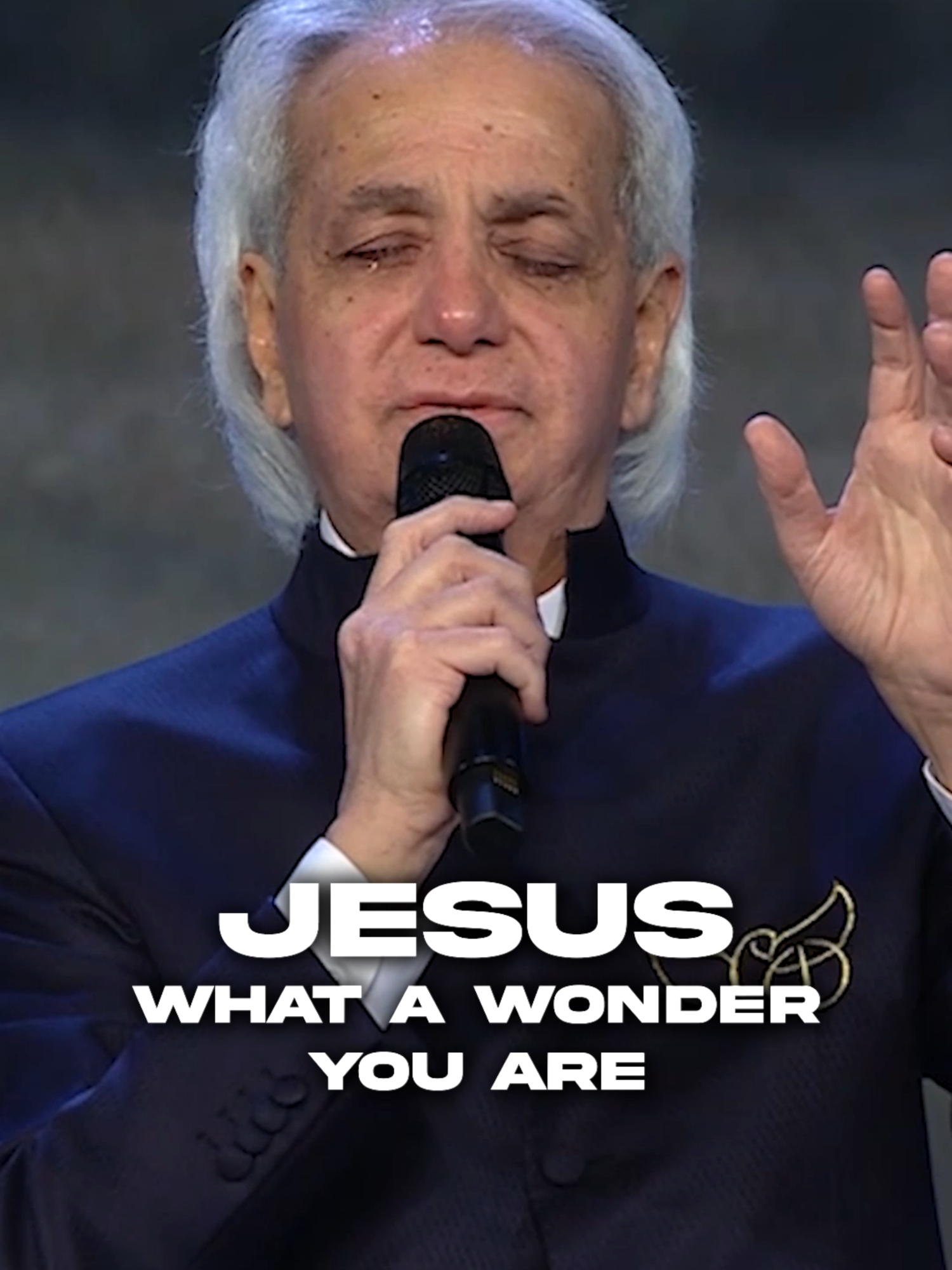 Need a breakthrough? Worship is your doorway. When you begin to worship, the atmosphere begins to shift. Chains break. Burdens lift. As you lift your voice in praise, He draws near—and the anointing begins to flow. One moment in His presence can do what a lifetime of striving cannot. Take this moment. Enter in. Let every yoke be destroyed by the anointing. #WorshipWednesday #PastorBennyHinn #BennyHinnMinistries