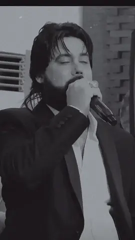 #fyp #ئەکتیڤبن🥀🖤ـہہـ٨ــہ #hamakrmashani #hamakrmashanii🖤 #foryoupage #foryou #fpyシ #song #حەمەکرماشانی🎵🎶♥ #viral 