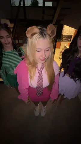 @Viamms @𝔪𝔞𝔯𝔦𝔞 #bb #viii #martina #alvinfaiz 