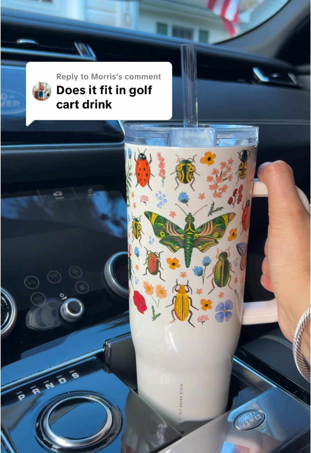 Replying to @Morris  I’m not sure about a golf cart cup holder, but it fits in a car cup holder 🤷🏽‍♀️ I’m assuming it’s the same? #watercup #cups #corkcicle #riflepaperco 