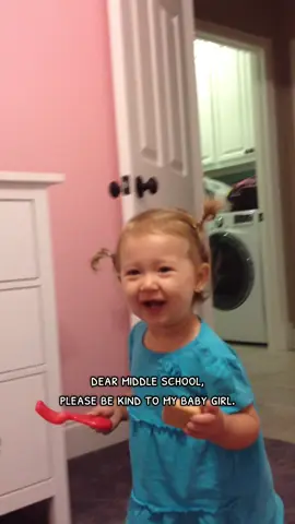 My girl is growing up & headed off to middle school. I want to get out of my car & walk her in on the first day but she said ABSOLUTELY NOT! 😅