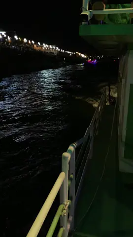 - تخيل صعوبة أن يتوقف المُخدّر في الجزء الأخطر من العملية، لقد غادرني بالطريقة نفسها..