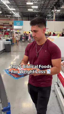 The Bible is the code for weight loss along with every other avenue of our lives. And we’re told to Seek Christ first in all we do and that should include our health and fitness🌱 Fast food, sugar filled snacks and energy drinks. Junk that wasn’t created by God… but by factories. And you wonder why you’re tired, lazy, weak and in pain. God didn’t create you to run on chemicals but thrive on what He provided us with in the gardens sea and trees. Here’s a list of some of the ones spoken about in the word most👇🏼 🍯Honey is a superfood and a natural sweetener we can use for coffee, dairy, etc. “My son, eat honey, for it is good, yes, the honey from the comb is sweet to the taste.” Proverbs 24:13 🐟Fish is something Jesus cooked for his disciples and its lean and high in protein. “They gave Him a piece of broiled fish and He took it and ate it before them.” Luke 24:42-43 🌾Whole grains like wheat or barley. A solid carb to fuel you with energy. “He causes the grass to grow for the cattle and vegetation for the labor of man.” Psalm 104:14 🍒🍓Fruits and veggies. See Daniel 1 where they go on a fast and came out better nourished then the other young men. 🥩Meat is an everyday staple that’s high in protein and nutrients and should be in any diet. When the Lord your God has enlarged your territory as he promised you, and you crave meat and say, “I would like some meat,” then you may eat as much of it as you want. Deuteronomy 12:20 If you want a step by step guide to start doing your fitness Gods way with nutrition plans, workouts, and devotionals, comment “KINGDOM” and I’ll send it over to you✝️
