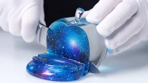 Galaxy Apple! #satisfying #asmr #glassfruit #ai 