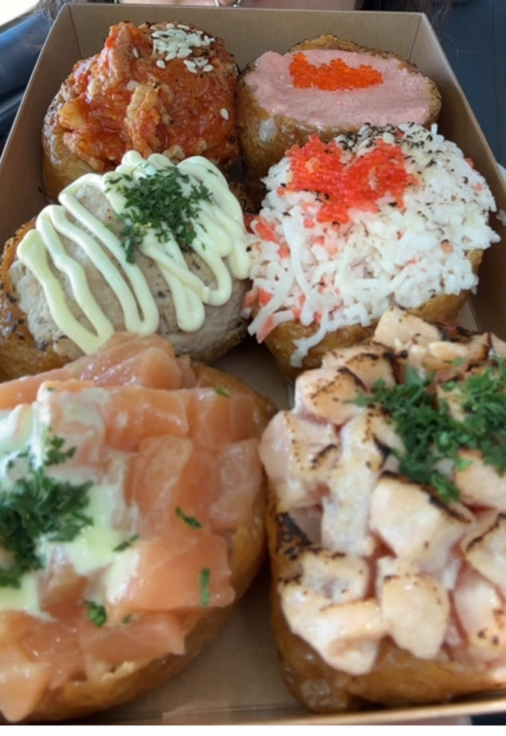 I forgot to rate them 🤣 but they were good  Yubu is fried tofu skin w seasoned rice and whatever toppings ontop 🍚 Ranked :  1. Mentaiko 2. Butter crab 3. Kimchi bacon 4. Tuna mayo 5 & 6. Seared and reg salmon #yubu #dallasfood #mukbangshow #eatingshowmukbang #sushimukbang #mukbang #muckbang #muckbangeatingshow 