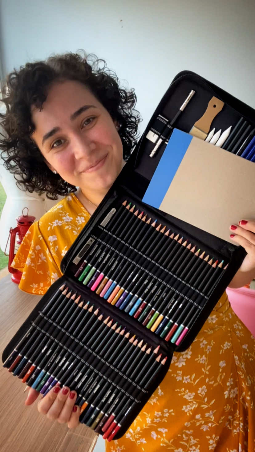 Mostrando o kit de desenho mais perfeito da internet! E o mais legal, tem aqui mesmo no Tiktok shop ✨✏️ #desenhar #arte #desenho #materiais #fy #tiktokshop 