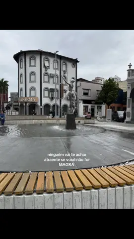 padrões de beleza são tão escrotos 