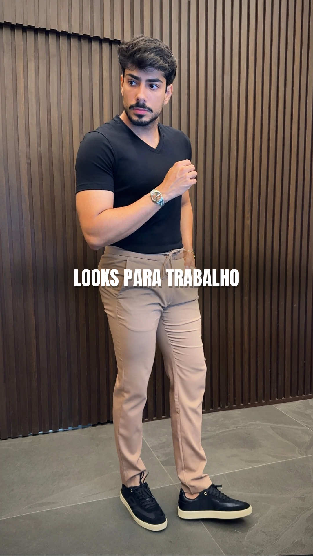 Looks para trabalho🔥 Qual seu preferido? Todas as peças disponíveis no site (link na bio) #modamasculina #outfit #trabalho #looktrabalho 