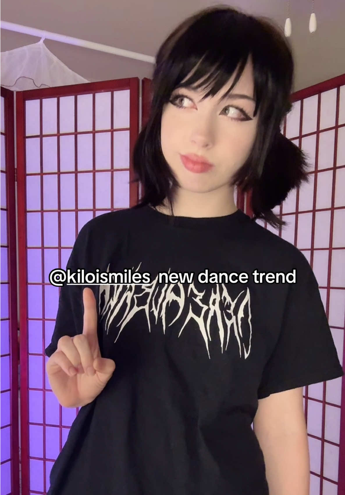 new dance trend taking the world by storm😄 @kiloismiles how did i do? 