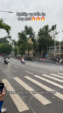 Diễn tập nghiệp vụ trấn áp 