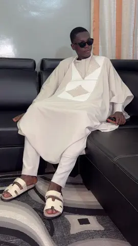 #malitiktok🇲🇱 #debloquemesvue🥲🙏🏽 #olebrandselect #mmegol #@aminata ballo @Ballo-choco #m’ bb💪💪💪😂😂😂❤️💙🩷
