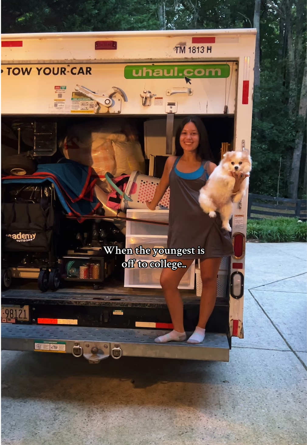 What can I say 🤷‍♀️🤷‍♀️  #lastoneofftocollege #ugabound #highmaintenance #goingtocollege #emptynesters 