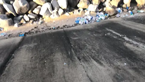 tôi đang làm cái quái gì vậy??😞#xh #xhhhhhhhhhhhhhhhhhhhhhhh #biển #viral 