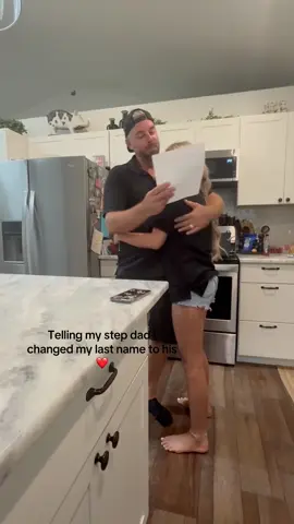 Ik I look chopped anyways love this man forever #stepdad #changingname #sowholesome #steppedupdad #fyp 