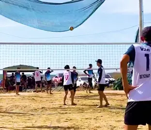 Đạt học sinh bậc cách đất có 1m hà trời #xuhuong #bongchuyen #volleyball #bongchuyenvietnam #bongchuyenphui #bongchuyenvadamme 