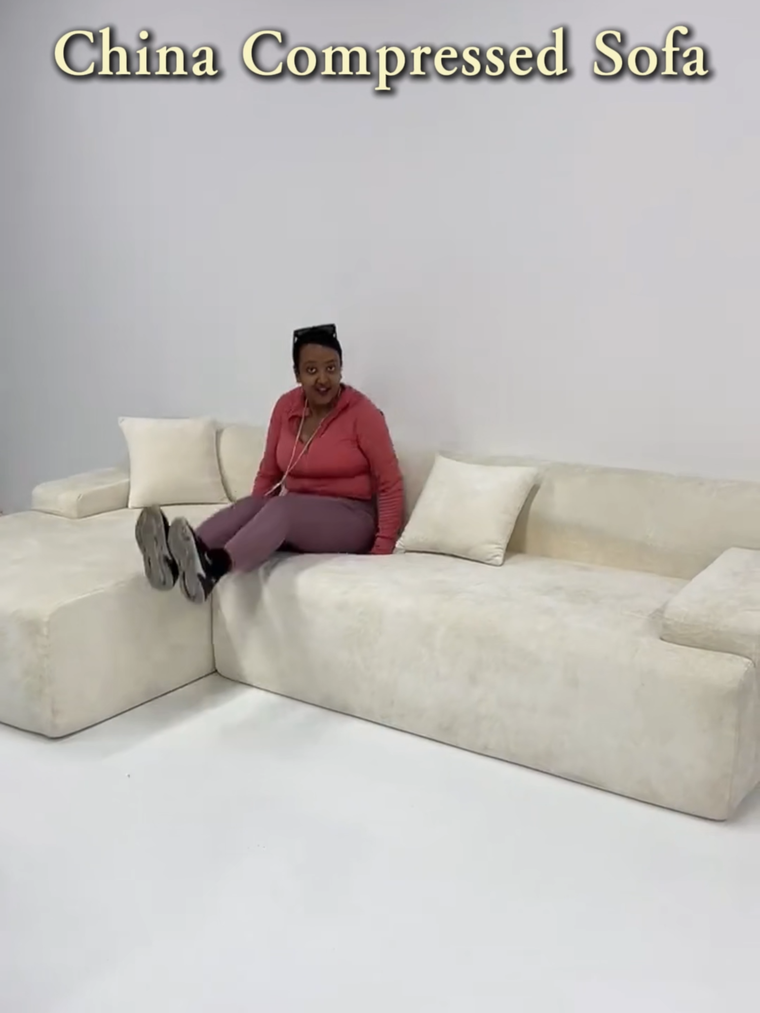 China's compressed sofa offers great value for money; it's the best choice for family use or as a gift for friends.