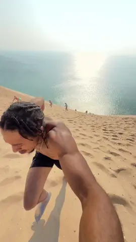 | Ran up the Sleeping Bear Dunes Over Look. Took about 24 minutes. Hardest workout of my life but very rewarding:) • • • #sleepingbeardunes #dunes #lakemichiganoverlook #overlook #sleepingbear #nationallakeshore #workout #Fitness #beautiful 